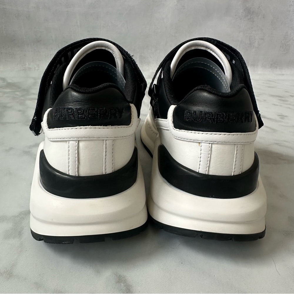 Burberry Ronnie Two Tone Black Optic White Leather Sneakers EU 41 - Picture 10 of 15